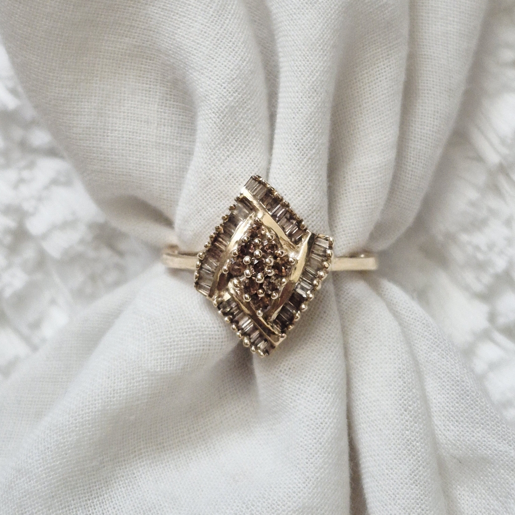 Estate 10k Yellow Gold Champagne Diamond  Baguette Cocktail Ring